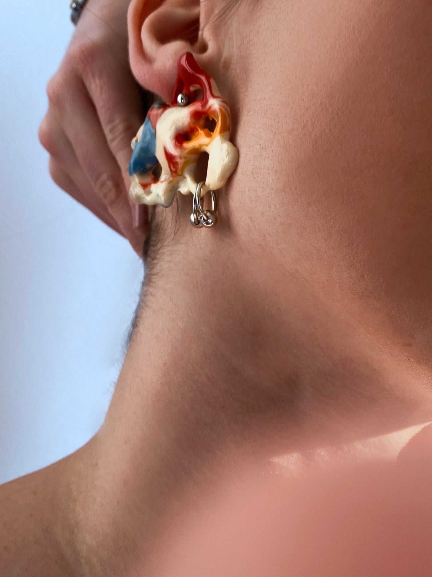PLASTIC EARRING